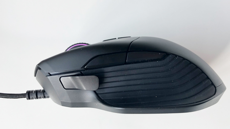 The Basilisk’s DPI clutch is a programmable third thumb-accessible button. It’s awesome